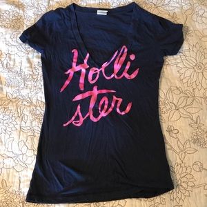 Hollister V-Neck